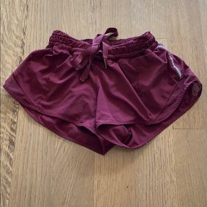 Lululemon Hotty Hot shorts